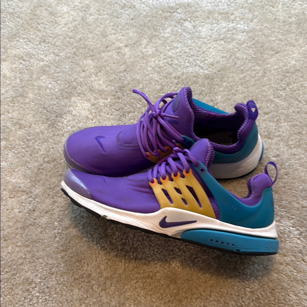 Nike Athletic Shoes Purple and Teal